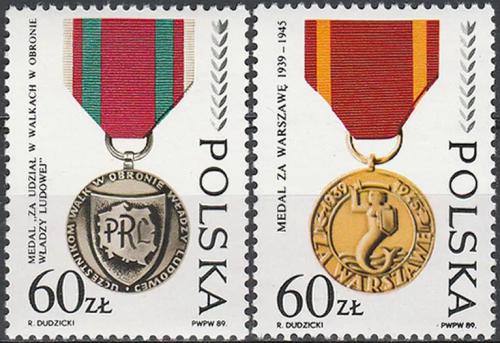 Potovn znmky Polsko 1989 Vojensk vyznamenn Mi# 3225-26