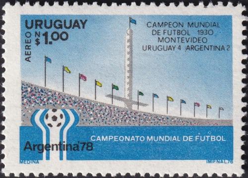 Potovn znmka Uruguay 1976 Fotbalov stadion v Montevideu Mi# 1443 Kat 7