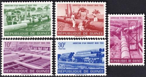 Potovn znmky Guinea 1964 Vodovod do Conakry Mi# 230-34