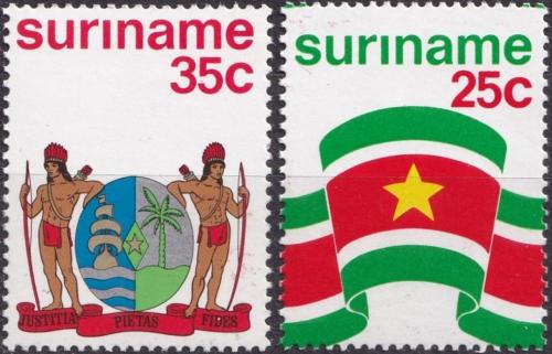 Potovn znmky Surinam 1976 Znak a vlajka Mi# 715-16